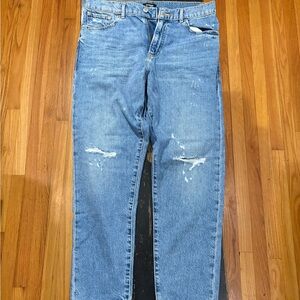 Express Women's Light Blue Relaxed Jeans